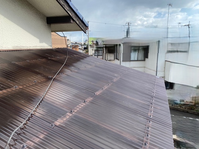 20250225　明石市Ｋ様　波板貼替え施工写真